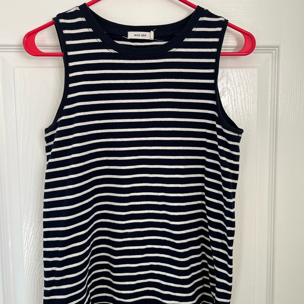 Mod Ref Navy and White Striped Tank Top size S